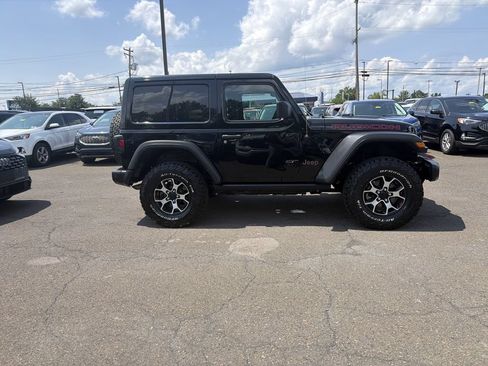 Used 2022 Jeep Wrangler Rubicon w/ Cold Weather Group AWD/4WD image 6