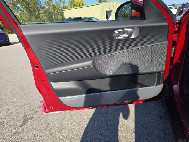 Certified 2024 Hyundai Ioniq 6 SE RWD image 12