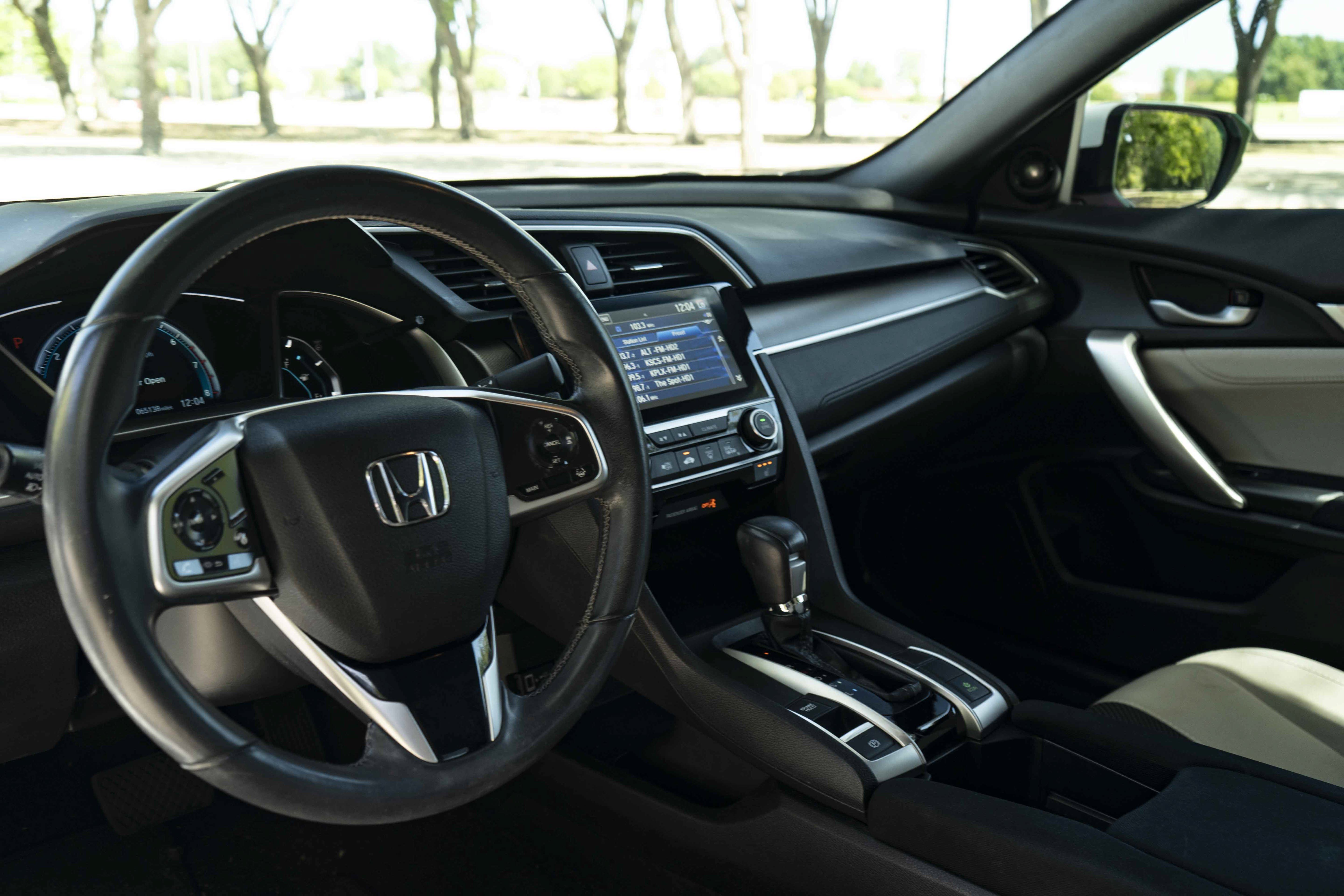 Certified 2020 Honda Civic EX image 16