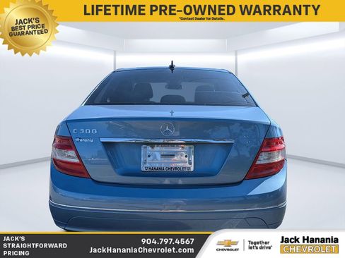 Used 2010 Mercedes-Benz C 300 Sedan image 4