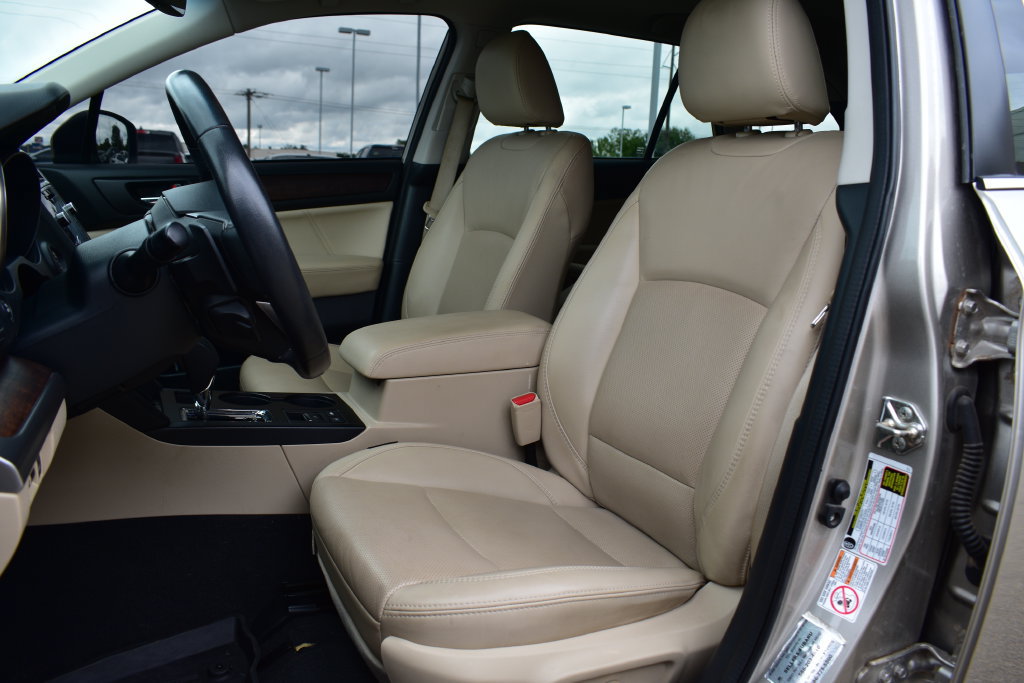 Used 2019 Subaru Outback 2.5i Limited AWD/4WD image 19