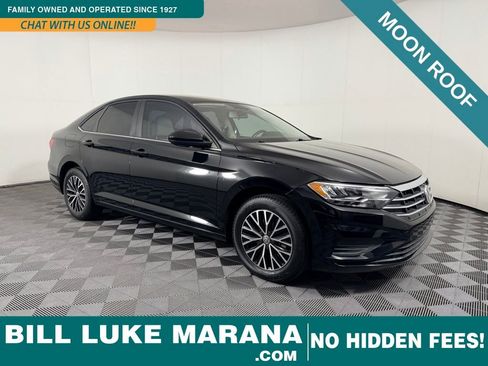 Used 2020 Volkswagen Jetta SE w/ SE Cold Weather Package image 1