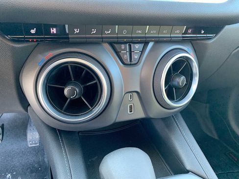 Certified 2021 Chevrolet Blazer LT image 17