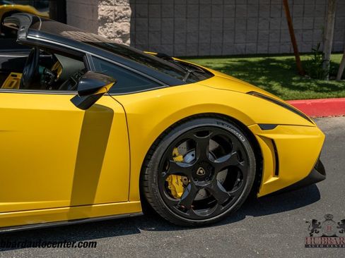 Used 2006 Lamborghini Gallardo Spyder AWD/4WD image 13