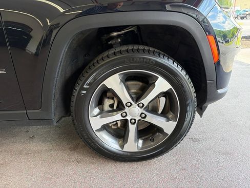 Certified 2023 Jeep Grand Cherokee L Limited w/ Trailer Tow Group (B) AWD/4WD image 31