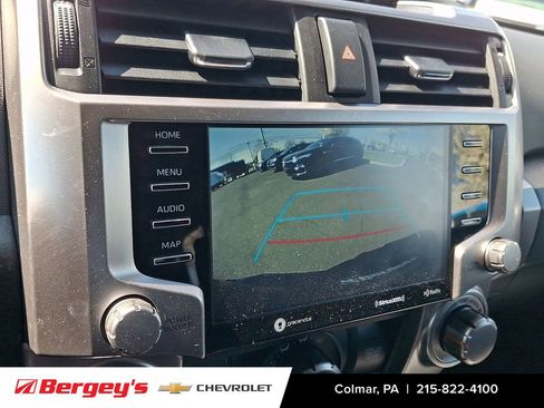 Used 2023 Toyota 4Runner SR5 AWD/4WD image 21