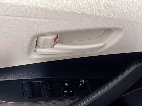 Used 2023 Toyota Corolla LE image 16