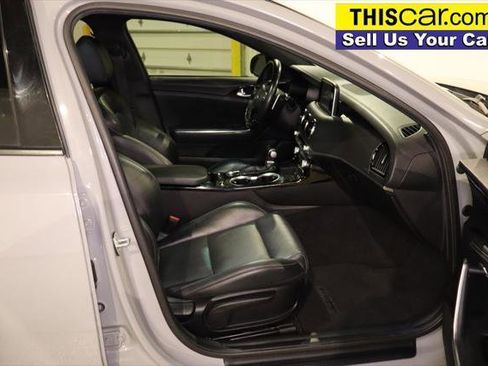 Used 2021 Kia Stinger GT-Line image 25