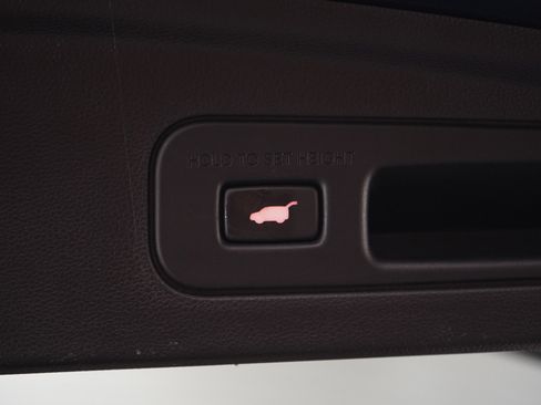 Used 2023 Acura MDX SH-AWD image 18