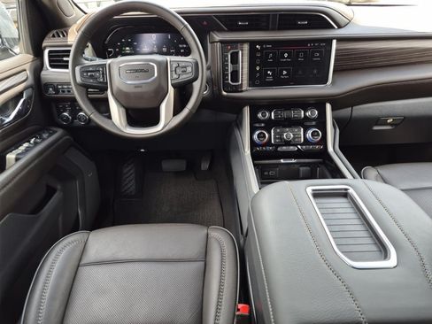Certified 2024 GMC Yukon XL Denali AWD/4WD image 18