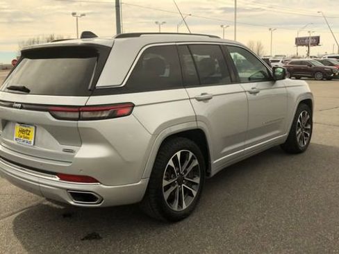 Used 2024 Jeep Grand Cherokee Overland w/ Trailer Tow Package image 8