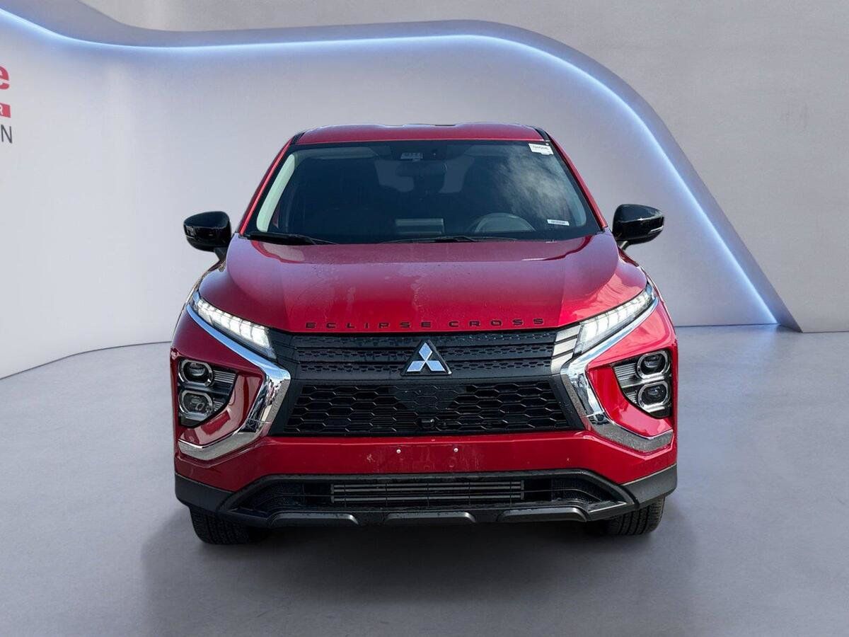 Used 2024 Mitsubishi Eclipse Cross LE AWD/4WD image 8