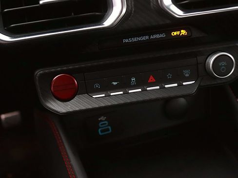 Used 2025 Ford Mustang GT Premium RWD image 21