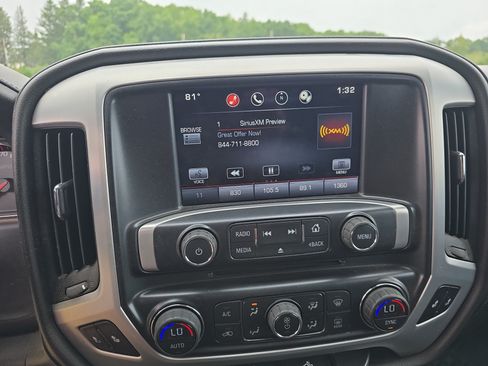 Used 2015 GMC Sierra 1500 SLE w/ SLE Value Package AWD/4WD image 30