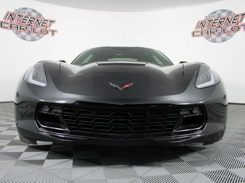 Used 2017 Chevrolet Corvette Stingray Coupe w/ Carbon Flash Badge Package image 2