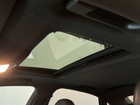 Used 2015 Audi A4 2.0T Premium Plus w/ Technology Package image 19