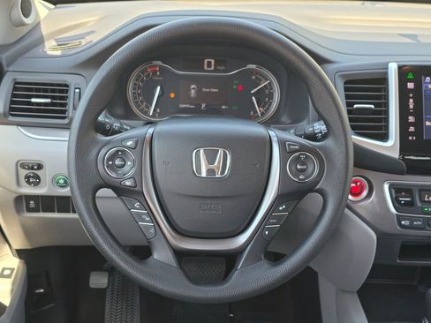 Used 2016 Honda Pilot EX image 6
