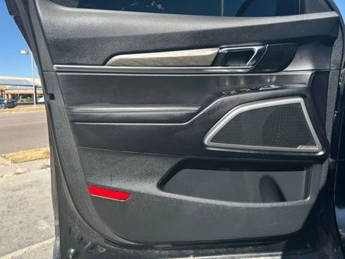 Used 2022 Kia Telluride EX w/ EX Premium Package image 21