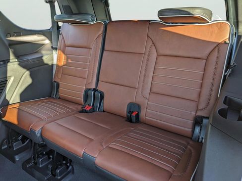 Used 2024 GMC Yukon Denali Ultimate image 20