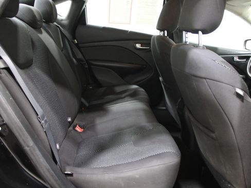 Used 2016 Dodge Dart SE w/ Convenience Group image 19