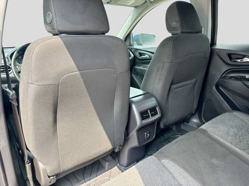 Used 2024 Chevrolet Equinox LT w/ LPO, Floor Liner Package FWD image 17