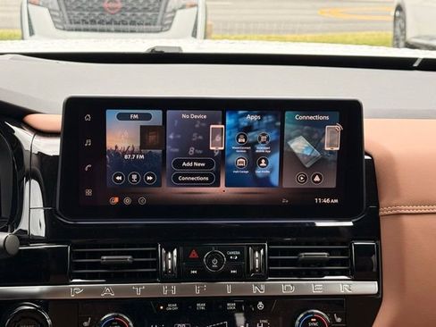 New 2026 Nissan Pathfinder Platinum AWD/4WD image 28