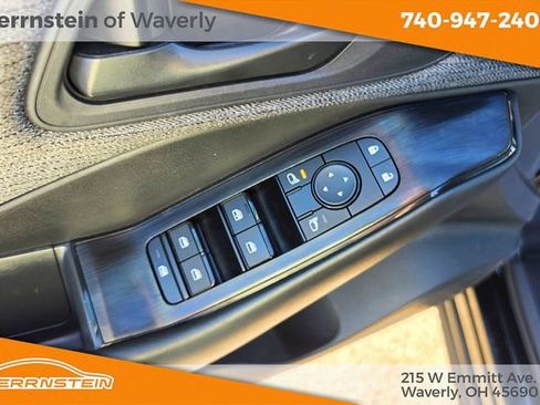 Used 2023 Nissan Rogue S AWD/4WD image 14