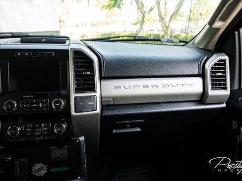 Used 2019 Ford F550 4x4 Crew Cab Super Duty image 43