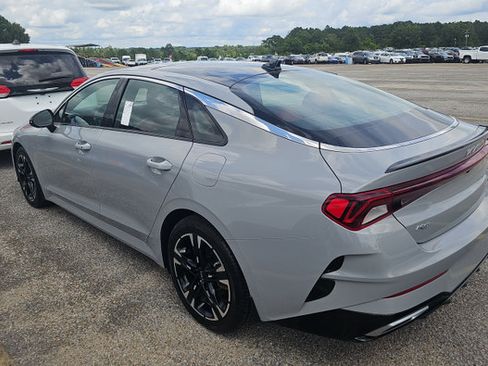 Used 2022 Kia K5 GT-Line w/ GT-Line FWD Premium Package image 3
