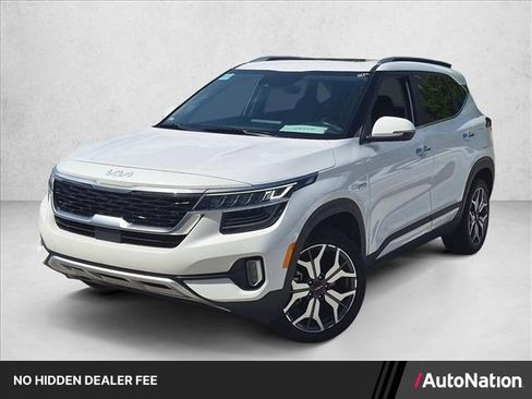 Used 2022 Kia Seltos SX w/ Sunroof Package AWD/4WD image 1
