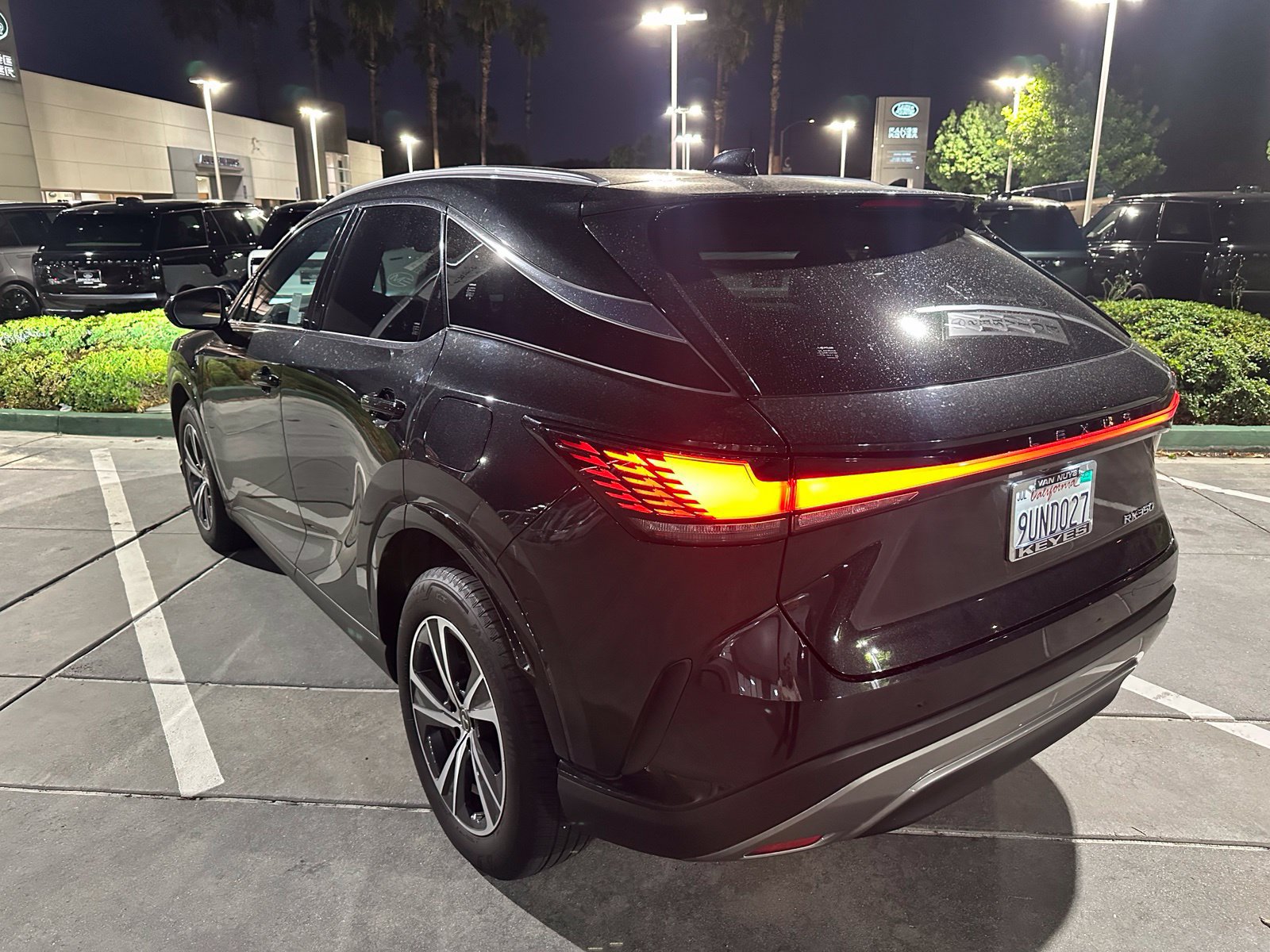 Used 2025 Lexus RX 350 Premium w/ Accessory Package (K3) FWD image 5