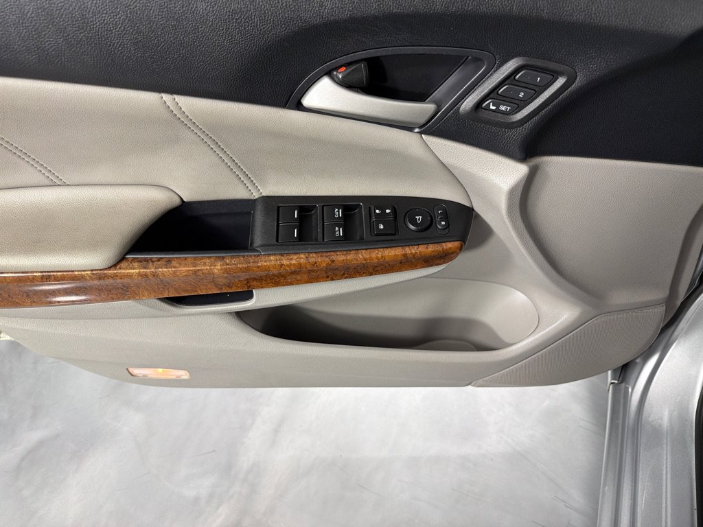 Used 2012 Honda Accord EX-L image 10