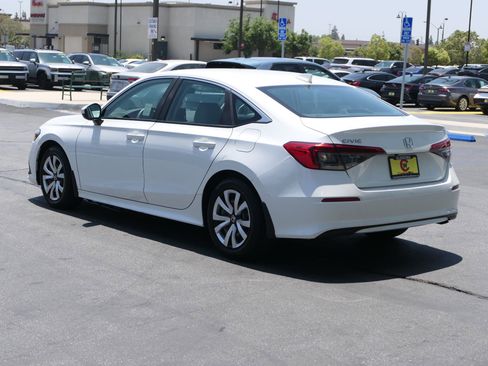 Used 2022 Honda Civic LX image 6