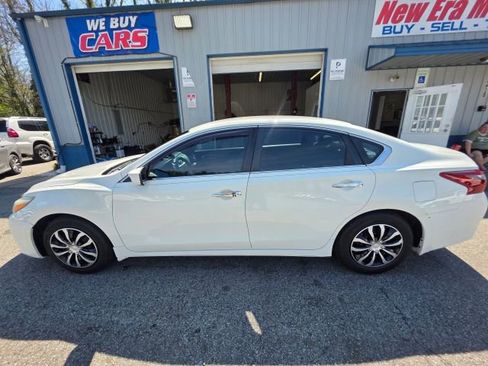 Used 2018 Nissan Altima 2.5 S w/ S Convenience Package image 8