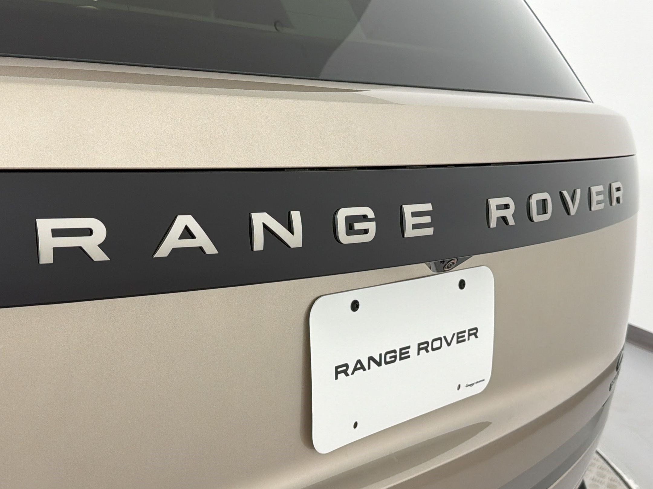New 2026 Land Rover Range Rover SE AWD/4WD image 40