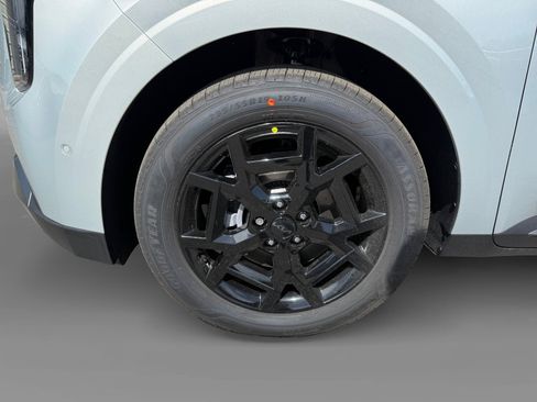 New 2026 Kia Carnival SX FWD image 9