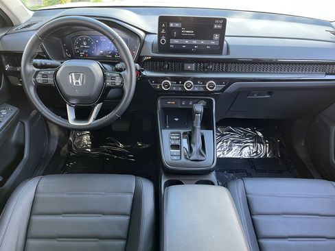 Used 2026 Honda CR-V EX-L image 17