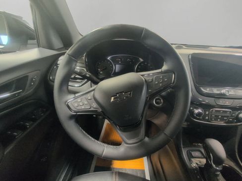 Used 2023 Chevrolet Equinox Premier image 12