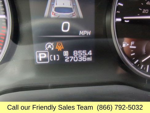 Used 2024 Subaru Crosstrek 2.0i Premium image 17