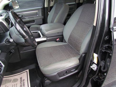 Used 2018 RAM 3500 Big Horn AWD/4WD image 10
