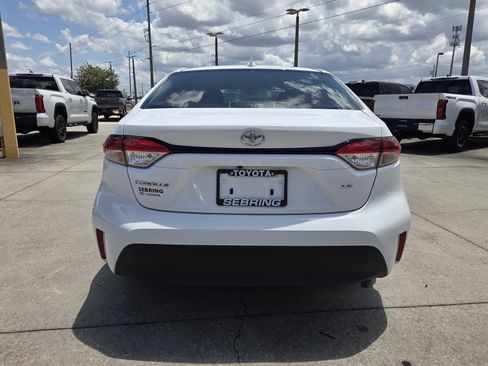 Certified 2025 Toyota Corolla LE FWD image 8