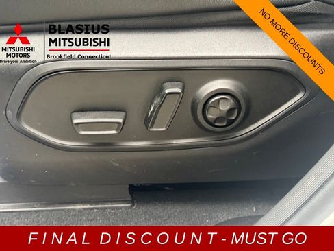 Used 2023 Jeep Grand Cherokee 4WD 4xe image 30