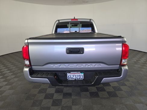 Used 2021 Toyota Tacoma SR w/ SR Convenience Package RWD image 5
