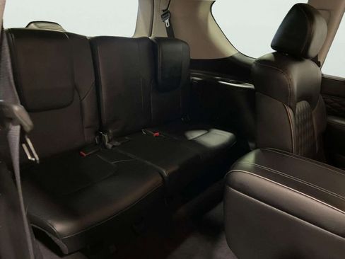 Used 2018 INFINITI QX80 4WD w/ Deluxe Technology Package image 34