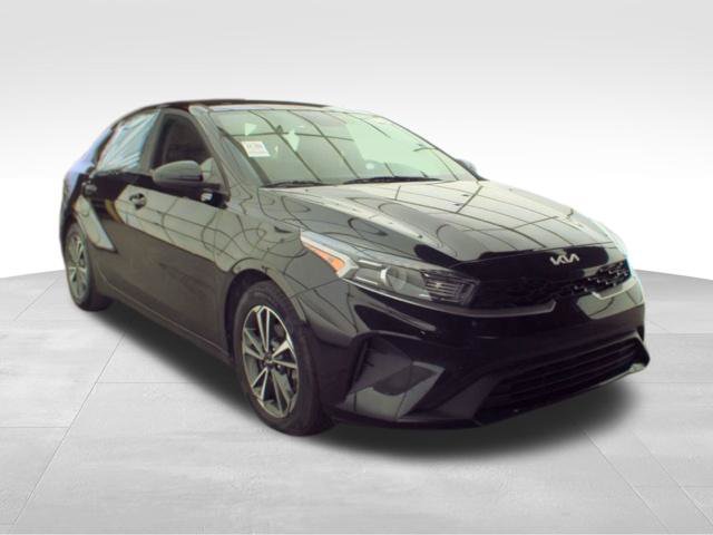 Used 2024 Kia Forte LXS FWD image 4