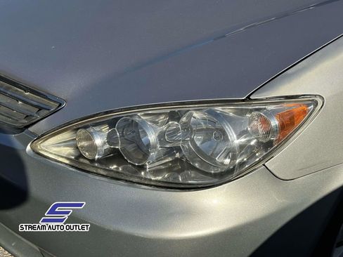 Used 2005 Toyota Camry LE image 5