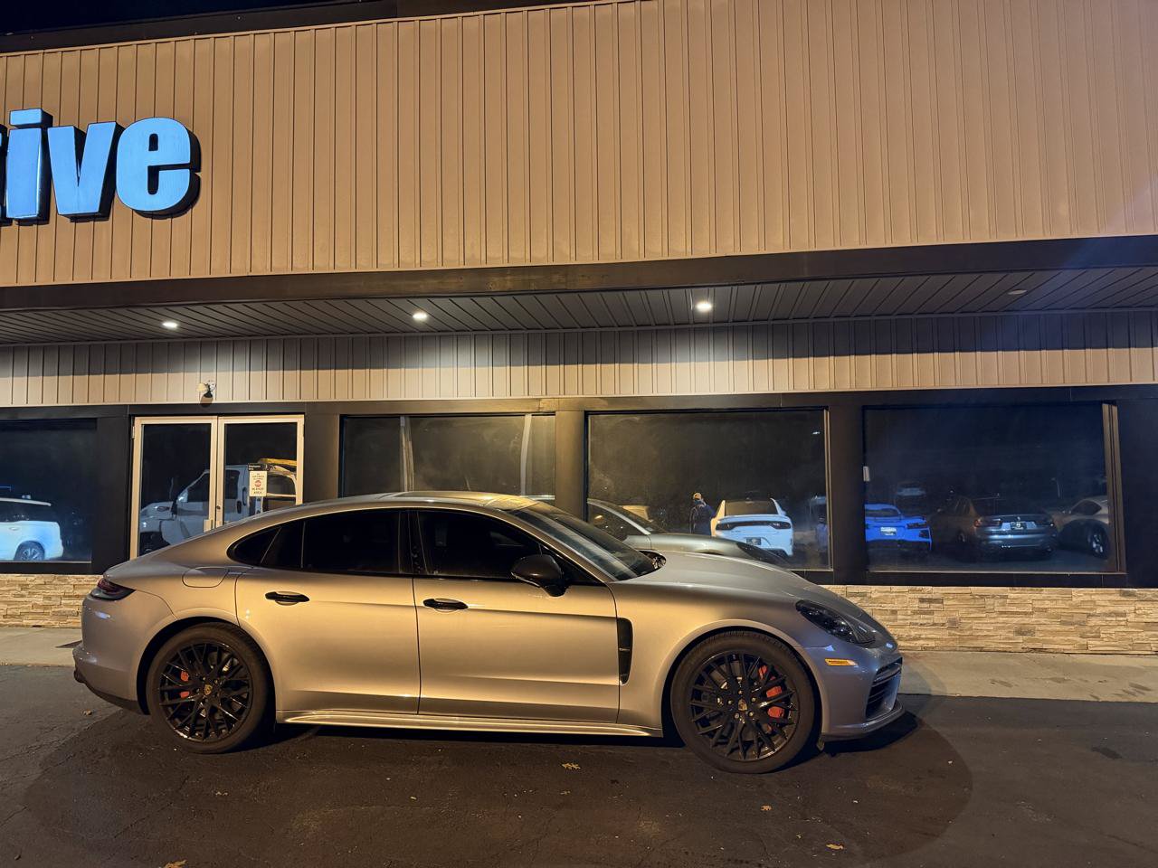 Used 2018 Porsche Panamera Turbo AWD/4WD image 21