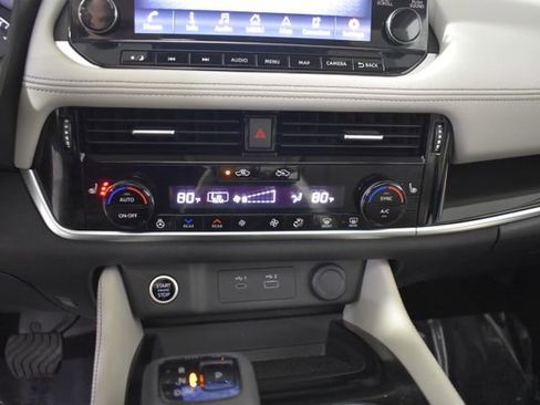 Certified 2023 Nissan Rogue SL w/ SL Premium Package image 25