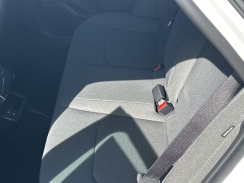 New 2025 Kia K4 LXS image 13