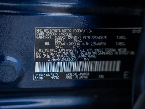 Used 2022 Toyota RAV4 XLE Premium image 42